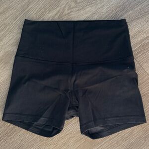 lululemon athletica black ribbed align shorts